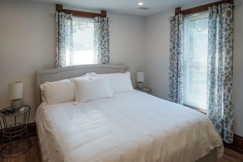 The Victorian Luxury Suites Westport Exterior photo